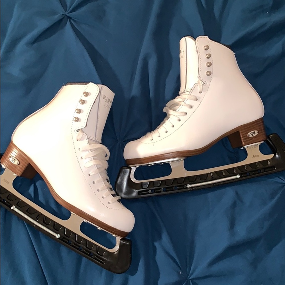Ice skates